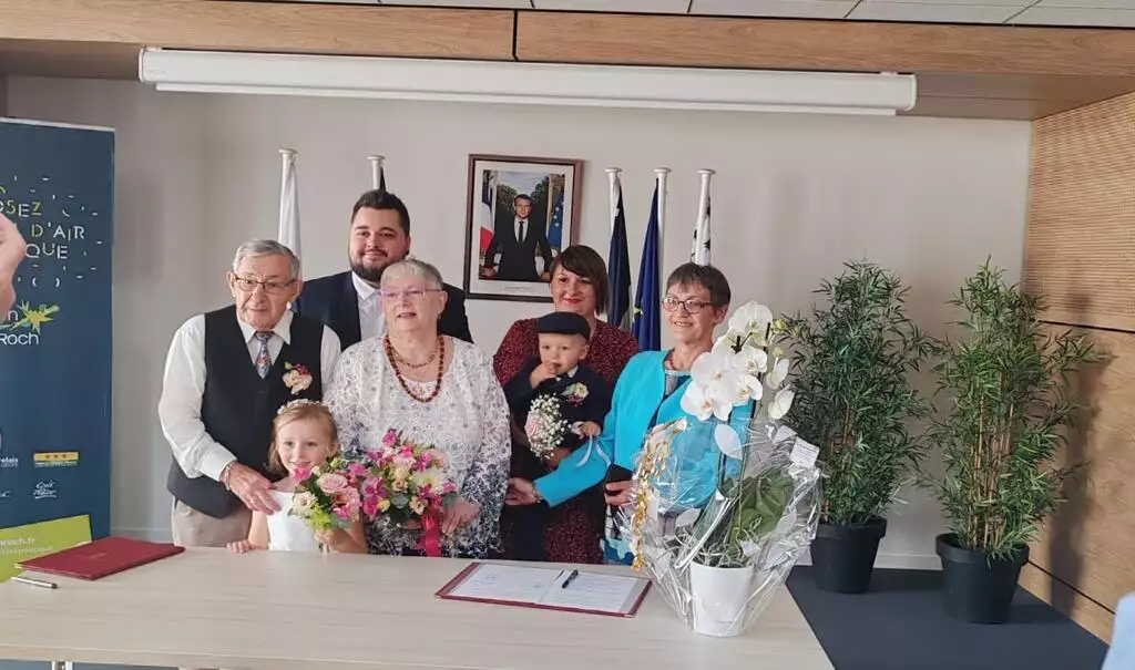 lucienne gérard juguet famille hotel de ville maen roch anniversaire mariage