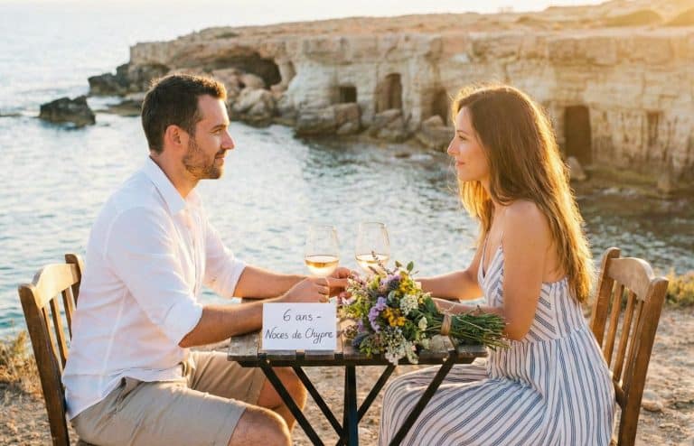 Célébration des noces de Chypre pour les 6 ans de mariage : un moment romantique et complice pour fêter six années d'union