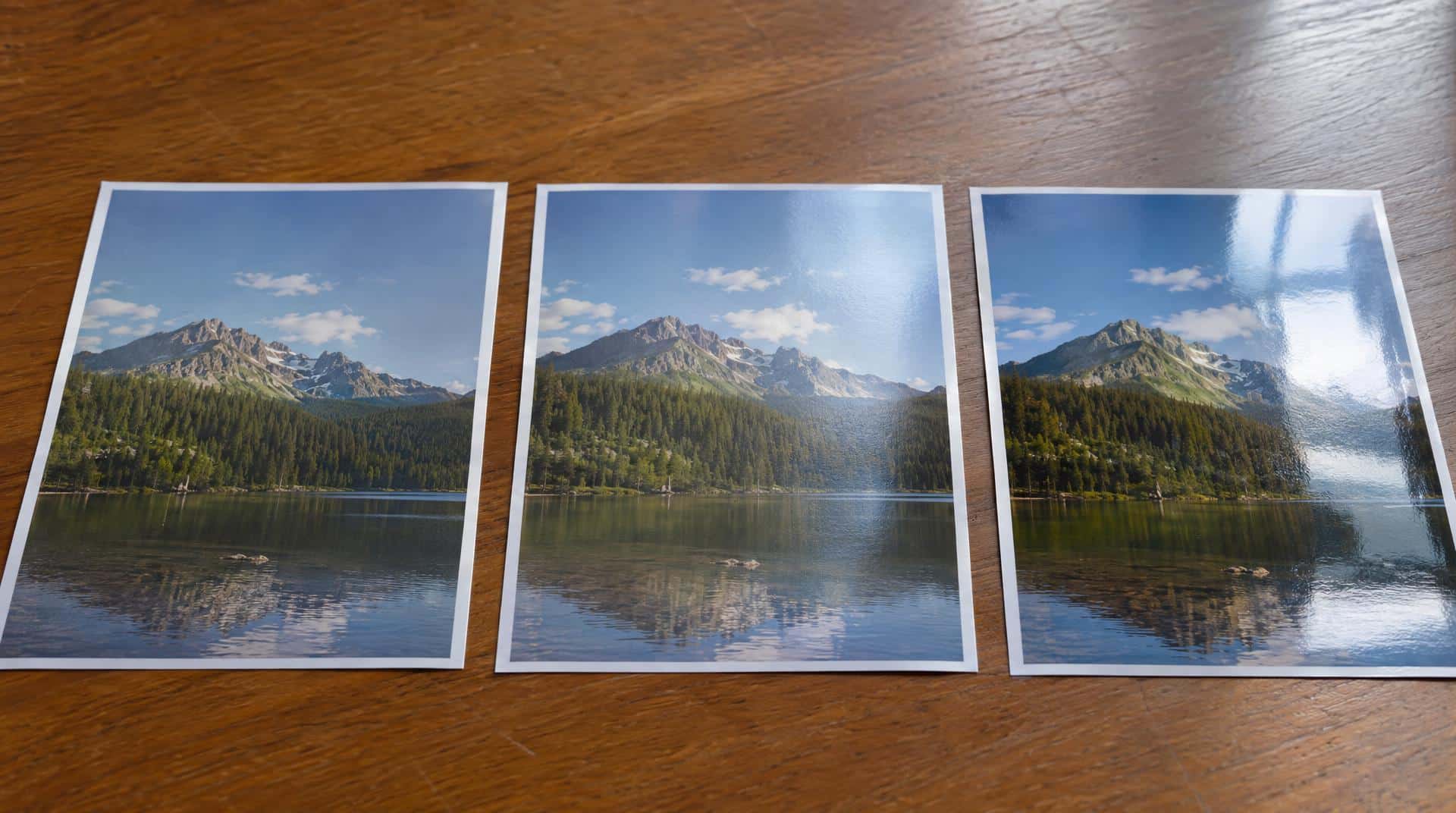 Trois tirages sur papier mat, satiné et brillant côte à côte pour comparer les reflets