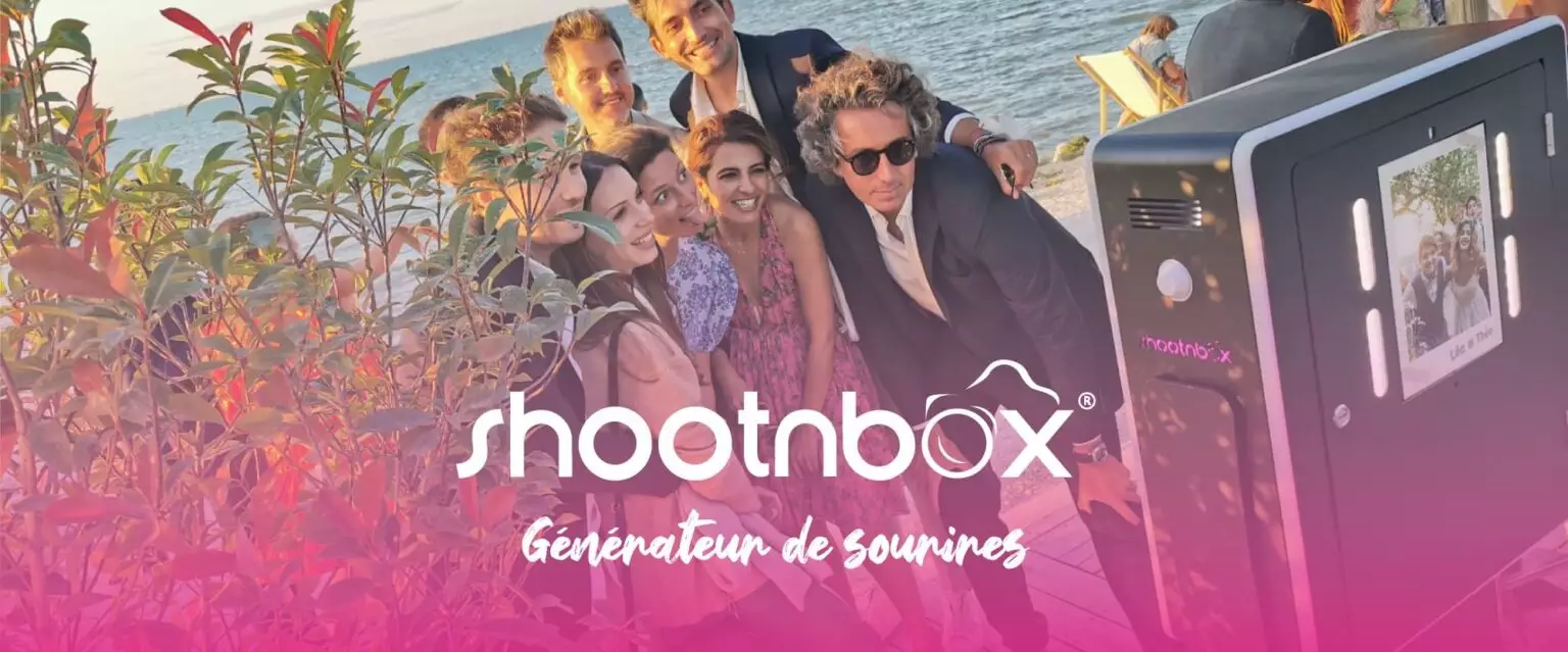 shootnbox location photobooth borne photomaton mariage invités costume ord de plage mer animation